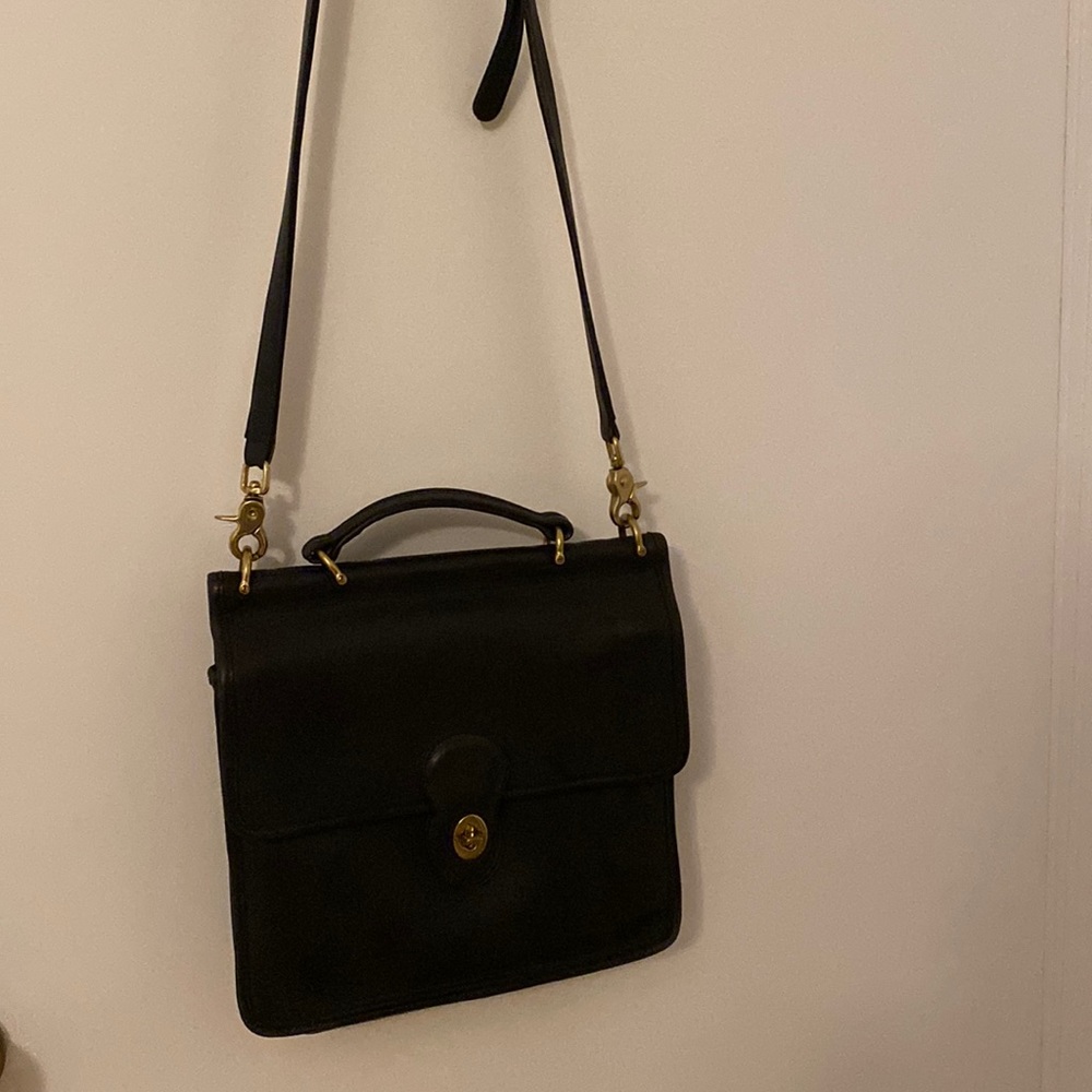 Vintage coach medium navy blue satchel bag, made in the US